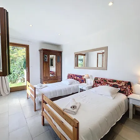 13 Oliviers Couchers De Soleil Lumio (Corsica)