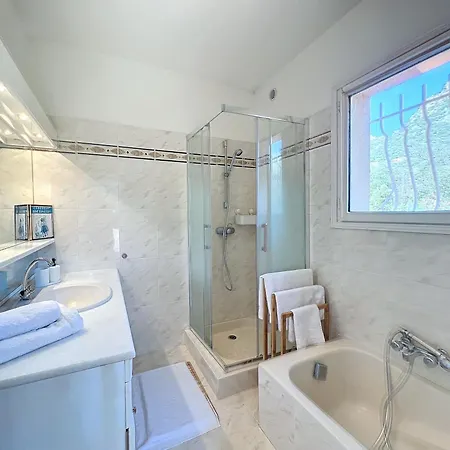 13 Oliviers Couchers De Soleil *