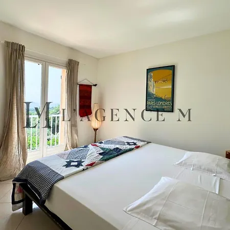 Holiday home 13 Oliviers Couchers De Soleil *