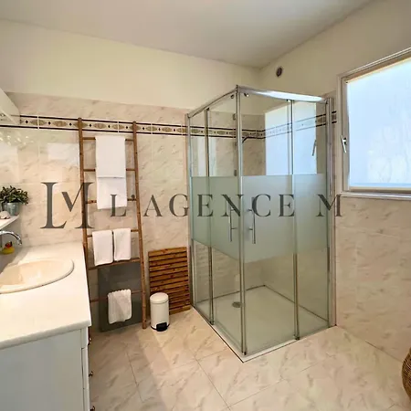 Holiday home 13 Oliviers - Piscine Xxl, Parc Arbore Et Coucher De Soleil *