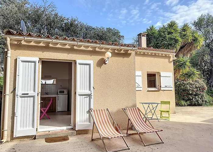 Vakantiehuis 13 Oliviers Couchers De Soleil