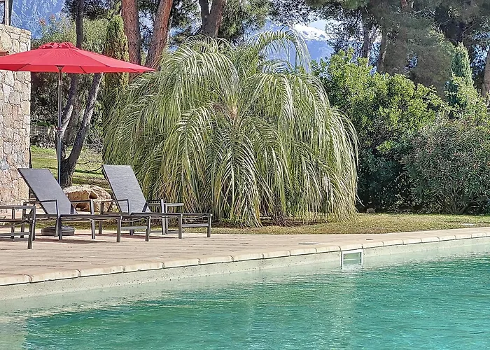 13 Oliviers Couchers De Soleil Vakantiehuis