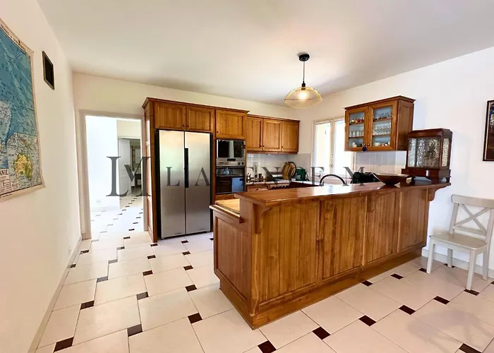 13 Oliviers Couchers De Soleil Vakantiehuis *