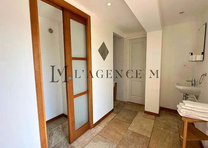 13 Oliviers Couchers De Soleil * 卢米奥