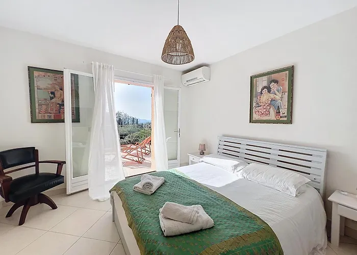 13 Oliviers Couchers De Soleil *